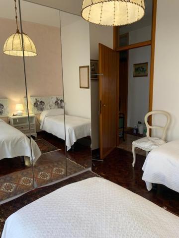 La Casa Dei Pini Bed and Breakfast Malnate Εξωτερικό φωτογραφία