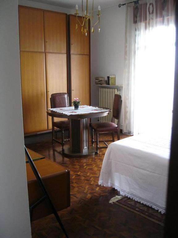 La Casa Dei Pini Bed and Breakfast Malnate Εξωτερικό φωτογραφία